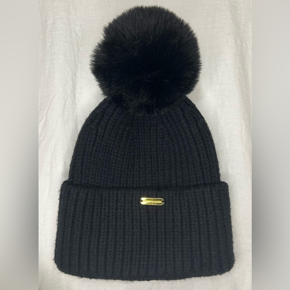 Steve Madden Black Beanie Faux fur Pom wide cuff